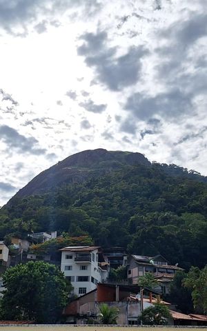 Apartamento à venda com 80m², 2 quartos e 1 vaga Apartamento à venda com 80m², 2 quartos e 1 vagaVista