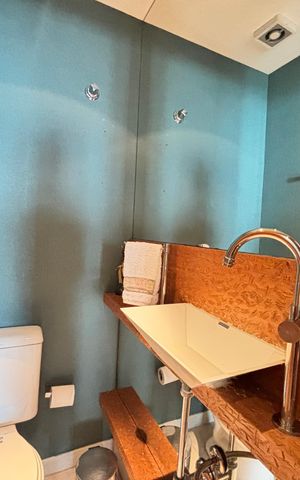 Apartamento à venda com 130m², 3 quartos e 3 vagas Apartamento à venda com 130m², 3 quartos e 3 vagasLavanda