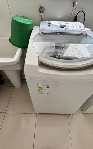 Apartamento à venda com 130m², 3 quartos e 3 vagas Apartamento à venda com 130m², 3 quartos e 3 vagasÁrea de Serviço