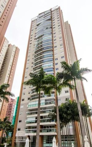 Apartamento à venda com 130m², 3 quartos e 3 vagas Apartamento à venda com 130m², 3 quartos e 3 vagasFachada