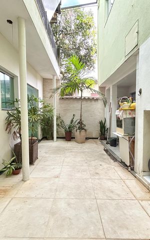 Casa à venda com 180m², 6 quartos e 2 vagas