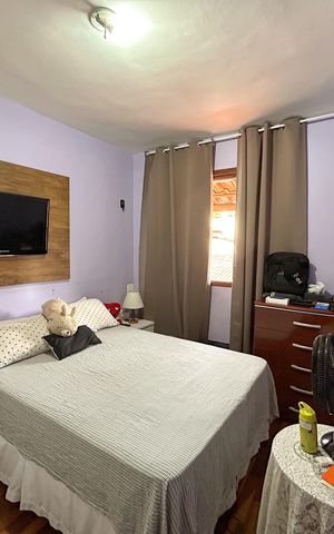 Casa à venda com 180m², 6 quartos e 2 vagas