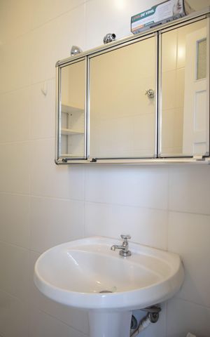 Apartamento à venda com 233m², 3 quartos e 1 vagaÁrea de Serviço - banheiro