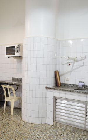 Apartamento à venda com 233m², 3 quartos e 1 vagaSalão de Festas - cozinha