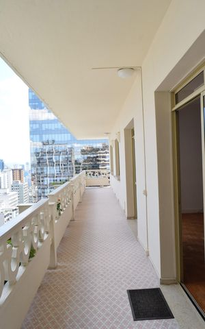 Apartamento à venda com 233m², 3 quartos e 1 vagaVaranda