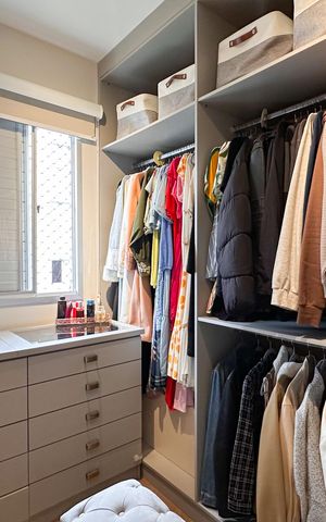Apartamento à venda com 64m², 2 quartos e 1 vaga Apartamento à venda com 64m², 2 quartos e 1 vagaCloset do quarto 2