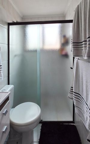 Apartamento à venda com 92m², 2 quartos e 2 vagas Apartamento à venda com 92m², 2 quartos e 2 vagasBanheiro Social