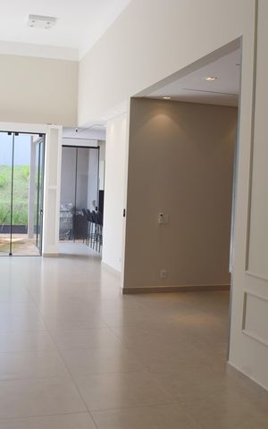 Casa de condomínio para alugar com 278m², 2 quartos e 4 vagasSala