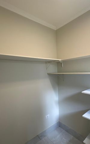 Casa de condomínio para alugar com 470m², 4 quartos e 4 vagas Casa de condomínio para alugar com 470m², 4 quartos e 4 vagasDespensa