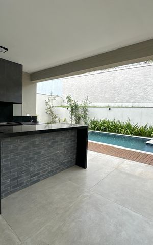 Casa de condomínio para alugar com 470m², 4 quartos e 4 vagas Casa de condomínio para alugar com 470m², 4 quartos e 4 vagasChurrasqueira
