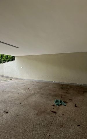 Casa de condomínio para alugar com 470m², 4 quartos e 4 vagas Casa de condomínio para alugar com 470m², 4 quartos e 4 vagasGaragem