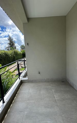 Casa de condomínio para alugar com 470m², 4 quartos e 4 vagas Casa de condomínio para alugar com 470m², 4 quartos e 4 vagasSacada Suíte 3