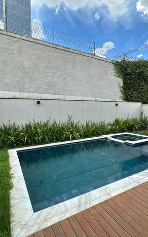 Casa de condomínio para alugar com 470m², 4 quartos e 4 vagas Casa de condomínio para alugar com 470m², 4 quartos e 4 vagasPiscina