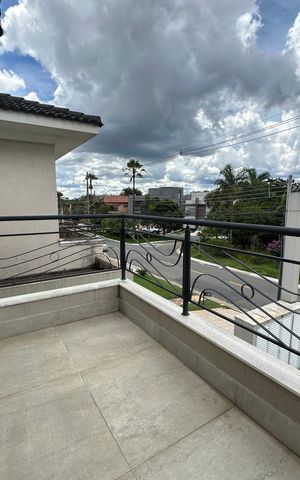 Casa de condomínio para alugar com 470m², 4 quartos e 4 vagas Casa de condomínio para alugar com 470m², 4 quartos e 4 vagasSacada