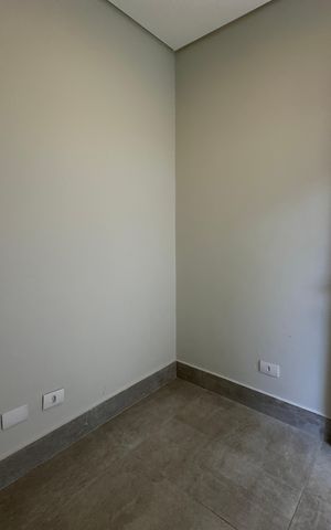 Casa de condomínio para alugar com 470m², 4 quartos e 4 vagas Casa de condomínio para alugar com 470m², 4 quartos e 4 vagasQuarto de Serviço