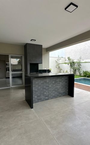 Casa de condomínio para alugar com 470m², 4 quartos e 4 vagas Casa de condomínio para alugar com 470m², 4 quartos e 4 vagasChurrasqueira