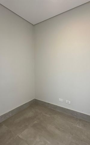 Casa de condomínio para alugar com 470m², 4 quartos e 4 vagas Casa de condomínio para alugar com 470m², 4 quartos e 4 vagasQuarto de Serviço