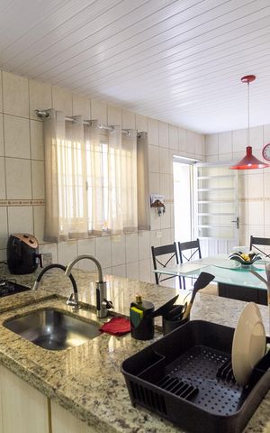 Casa à venda com 151m², 2 quartos e 2 vagasCozinha