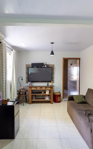 Casa à venda com 151m², 2 quartos e 2 vagasSala