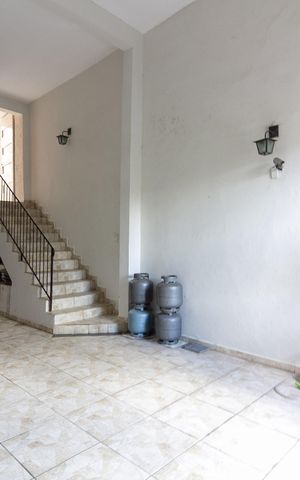Casa à venda com 151m², 2 quartos e 2 vagasGaragem
