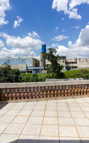 Casa à venda com 151m², 2 quartos e 2 vagasTerraço Quarto 1 - Suíte