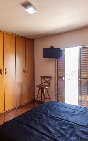 Casa à venda com 151m², 2 quartos e 2 vagasQuarto 1 - Suíte