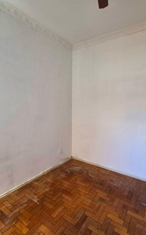 Apartamento à venda com 90m², 2 quartos e 1 vaga Apartamento à venda com 90m², 2 quartos e 1 vagaSala