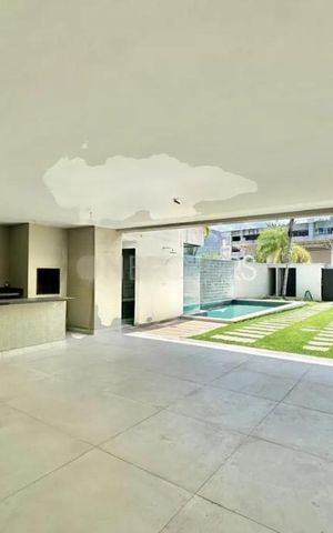 Casa de condomínio à venda com 320m², 5 quartos e 3 vagas