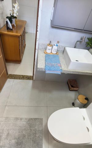 Casa à venda com 358m², 2 quartos e 1 vaga Casa à venda com 358m², 2 quartos e 1 vagaBanheiro Social