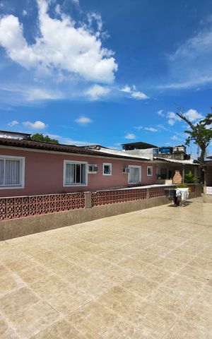 Casa à venda com 358m², 2 quartos e 1 vaga Casa à venda com 358m², 2 quartos e 1 vagaÁrea comum