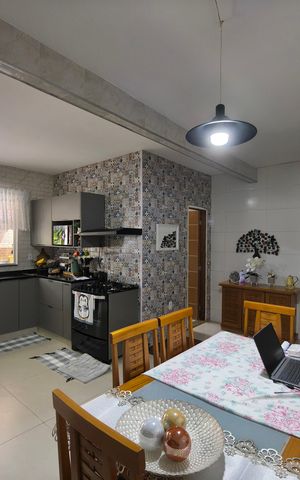 Casa à venda com 358m², 2 quartos e 1 vaga Casa à venda com 358m², 2 quartos e 1 vagaCozinha