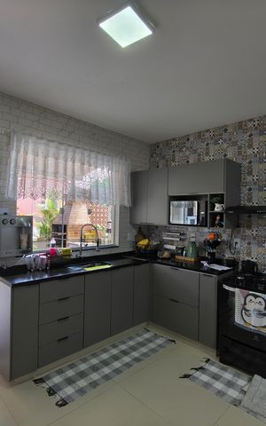 Casa à venda com 358m², 2 quartos e 1 vaga Casa à venda com 358m², 2 quartos e 1 vagaCozinha