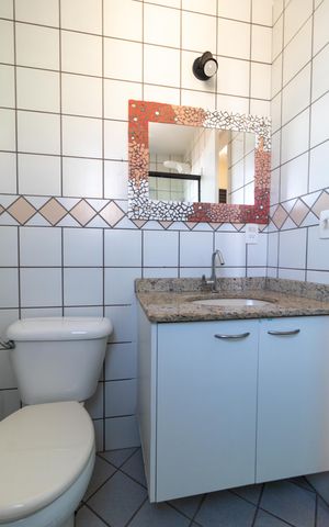 Apartamento à venda com 75m², 2 quartos e 1 vaga Apartamento à venda com 75m², 2 quartos e 1 vagaBanheiro da Suíte