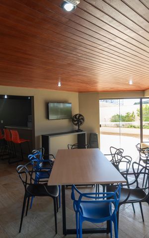 Apartamento à venda com 75m², 2 quartos e 1 vaga Apartamento à venda com 75m², 2 quartos e 1 vagaÁrea comum - Salão de festas
