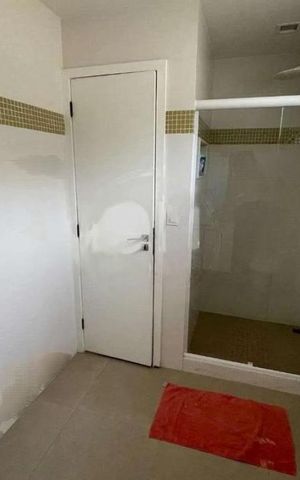 Casa à venda com 590m², 6 quartos e 3 vagas
