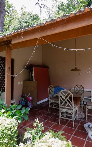 Casa à venda com 950m², 3 quartos e 3 vagas Casa à venda com 950m², 3 quartos e 3 vagasQuintal