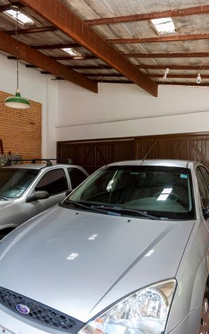 Casa à venda com 950m², 3 quartos e 3 vagas Casa à venda com 950m², 3 quartos e 3 vagasGaragem