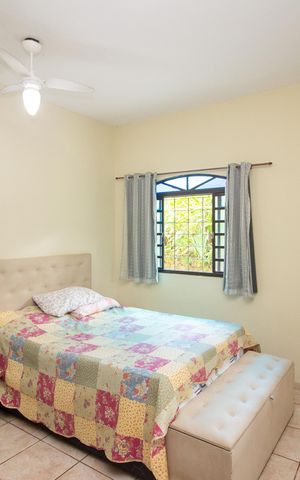 Casa à venda com 1260m², 4 quartos e 4 vagas Casa à venda com 1260m², 4 quartos e 4 vagasQuarto Suíte
