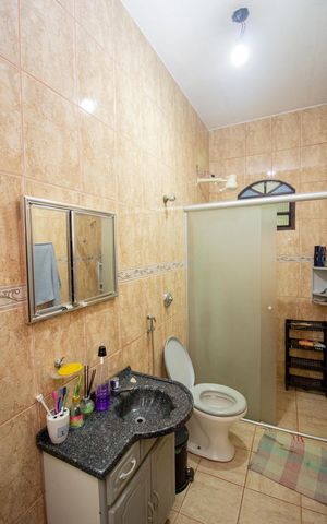 Casa à venda com 1260m², 4 quartos e 4 vagas Casa à venda com 1260m², 4 quartos e 4 vagasBanheiro Social