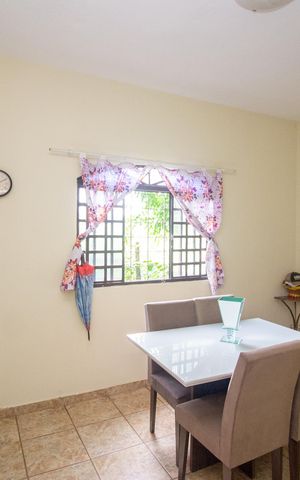 Casa à venda com 1260m², 4 quartos e 4 vagas Casa à venda com 1260m², 4 quartos e 4 vagasCopa