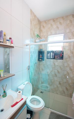 Casa à venda com 1260m², 4 quartos e 4 vagas Casa à venda com 1260m², 4 quartos e 4 vagasBanheiro da Suíte