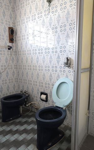 Casa à venda com 169m², 3 quartos e 2 vagas Casa à venda com 169m², 3 quartos e 2 vagasBanheiro 2
