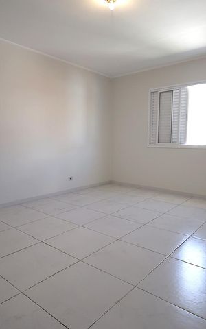 Casa à venda com 169m², 3 quartos e 2 vagas Casa à venda com 169m², 3 quartos e 2 vagasQuarto 1