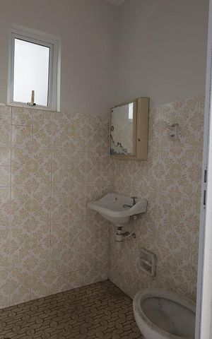 Casa à venda com 169m², 3 quartos e 2 vagas Casa à venda com 169m², 3 quartos e 2 vagasBanheiro 3