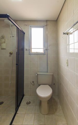 Apartamento à venda com 72m², 3 quartos e 1 vaga Apartamento à venda com 72m², 3 quartos e 1 vagaBanheiro da Suíte