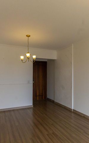 Apartamento à venda com 72m², 3 quartos e 1 vaga Apartamento à venda com 72m², 3 quartos e 1 vagaSala