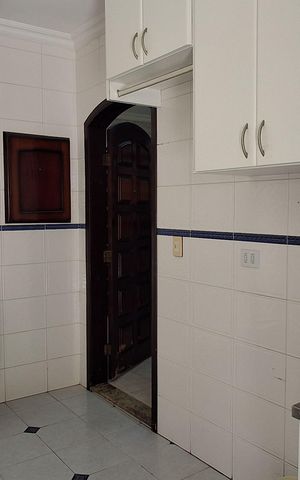 Casa para alugar com 300m², 4 quartos e 4 vagas Casa para alugar com 300m², 4 quartos e 4 vagasÁrea de Serviço
