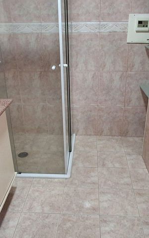 Casa para alugar com 300m², 4 quartos e 4 vagas Casa para alugar com 300m², 4 quartos e 4 vagasBanheiro Suíte 2