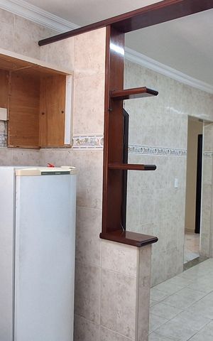 Casa para alugar com 300m², 4 quartos e 4 vagas Casa para alugar com 300m², 4 quartos e 4 vagasCozinha