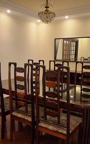 Casa para alugar com 300m², 4 quartos e 4 vagas Casa para alugar com 300m², 4 quartos e 4 vagasSala de jantar